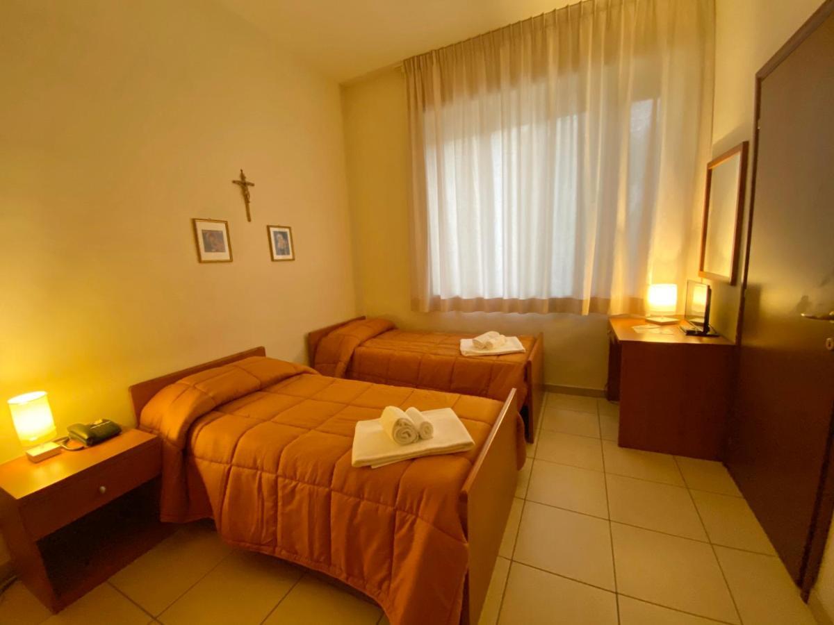 Casa Per Ferie Sant'Anna Hotel Matera Luaran gambar